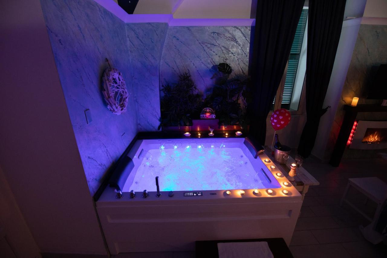 Stabiae Luxury Rooms Castellammare di Stabia Exteriör bild