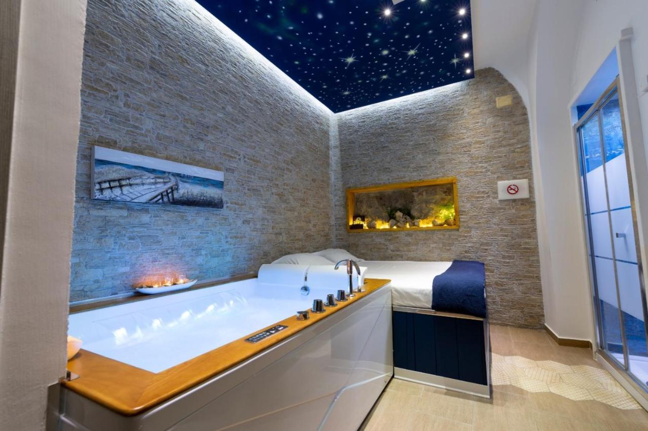 Stabiae Luxury Rooms Castellammare di Stabia Exteriör bild