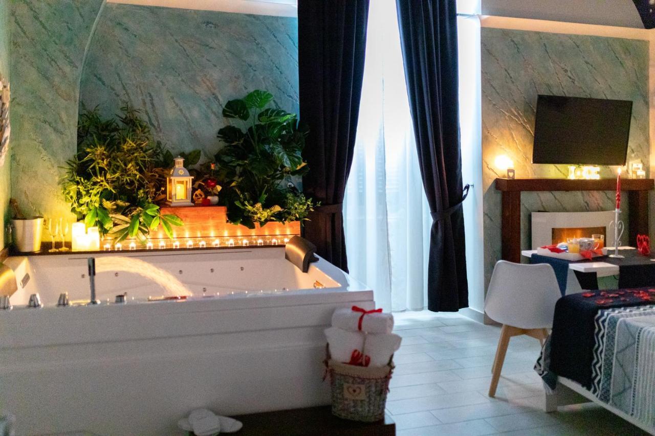 Stabiae Luxury Rooms Castellammare di Stabia Exteriör bild